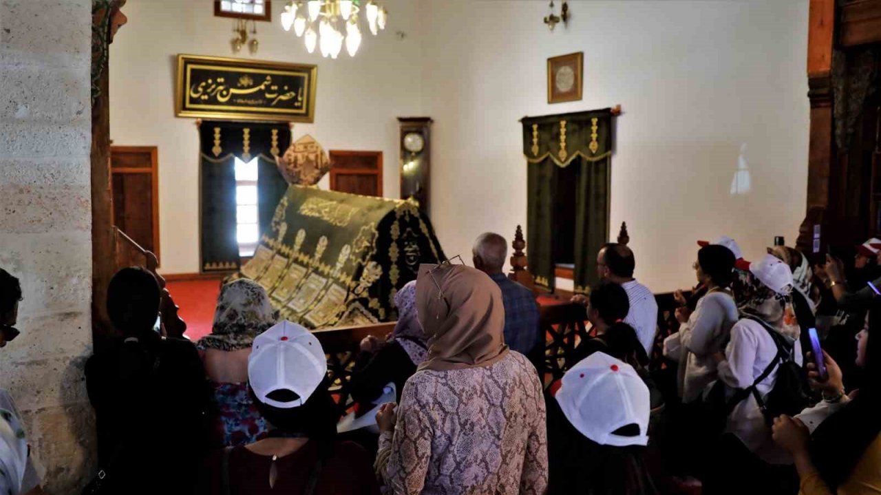 Nevşehir Belediyesi kültür turları başladı