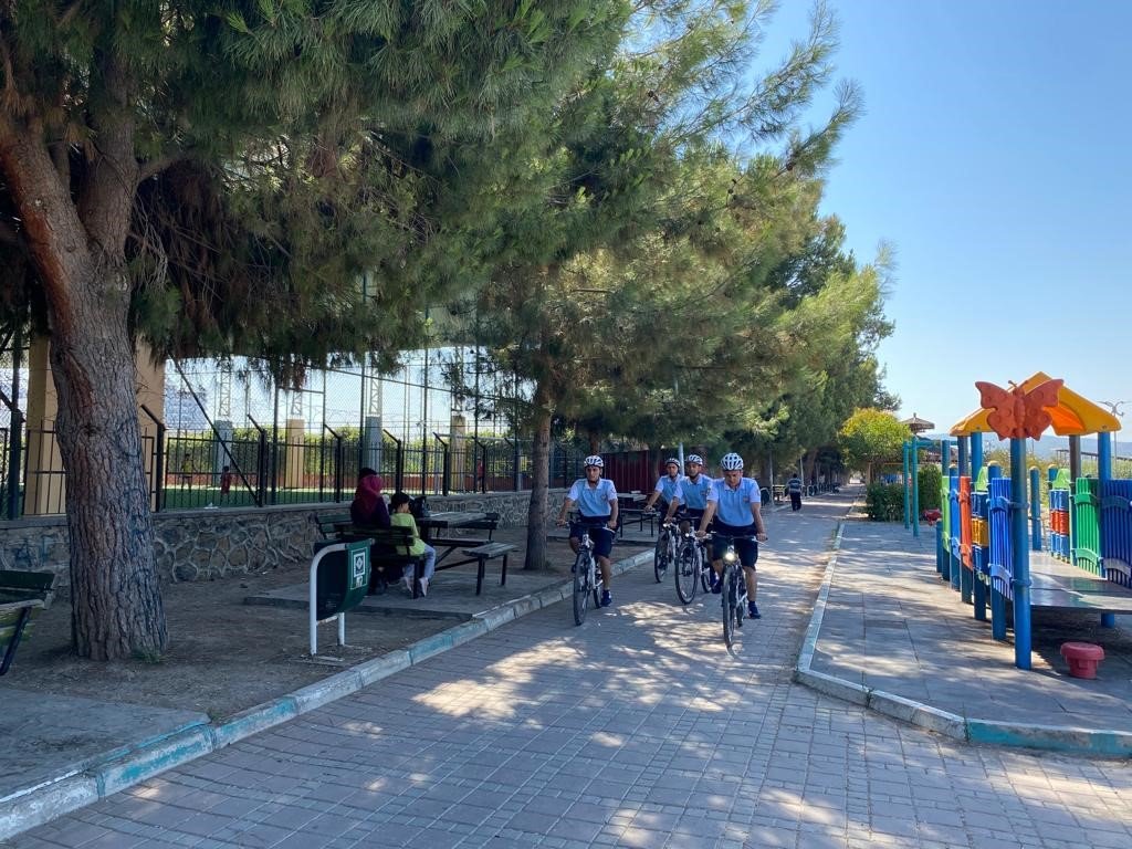 Osmaniye’de bisikletli polis timi ’Martılar’ göreve başladı