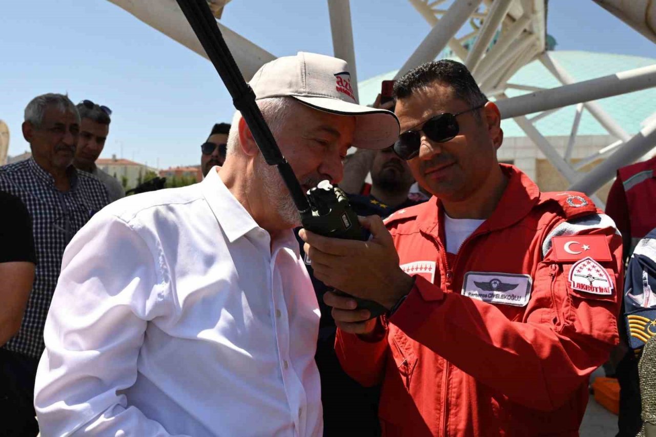 Türk Yıldızları ekibi 6 uçakla Isparta semalarında gösteri yapacak