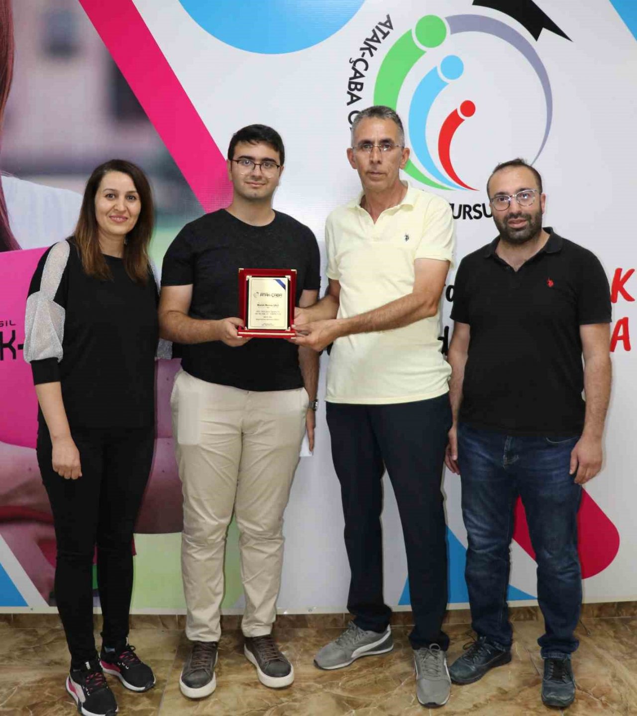 Vanlı öğrenci YKS’de ilk 100’e girmeyi başardı