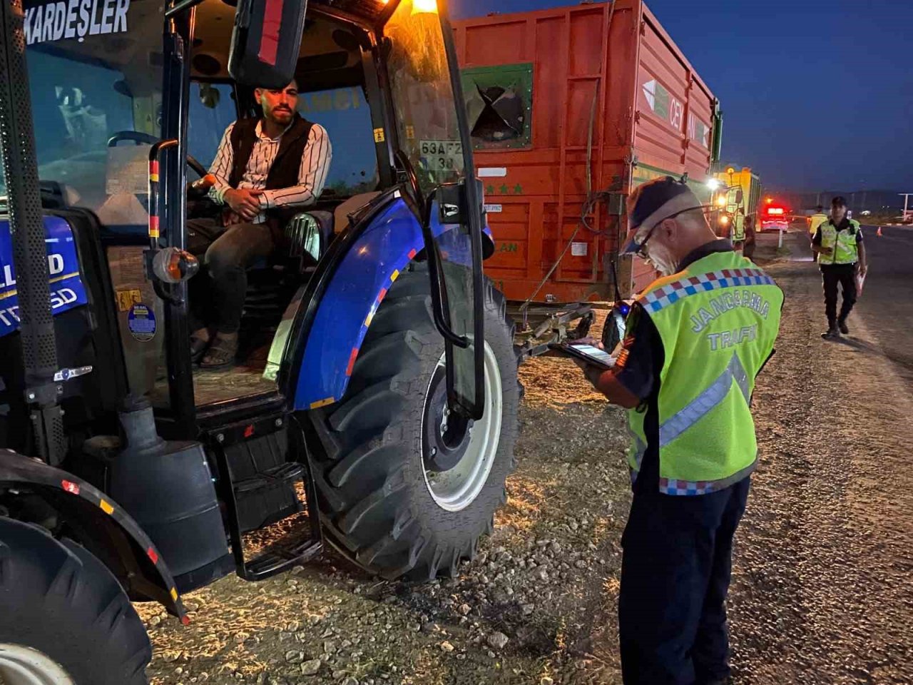 Jandarma ekipleri hasat dönemi denetimlerini artırdı