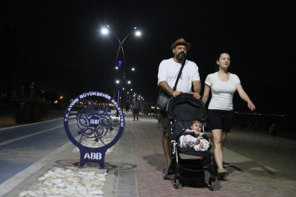 Aydın Büyükşehir Belediyesi’nin sahil yolları beğeni topluyor