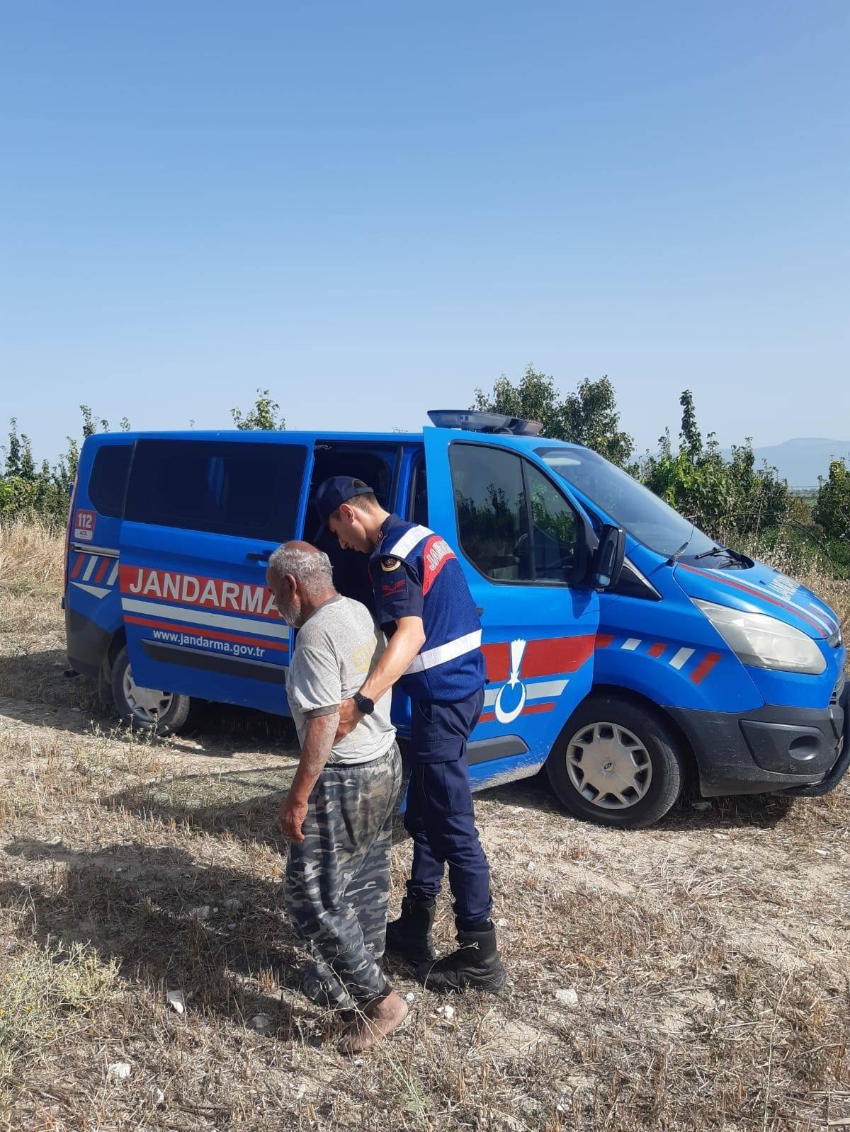 Kaybolan engelli şahsı jandarma ekipleri buldu