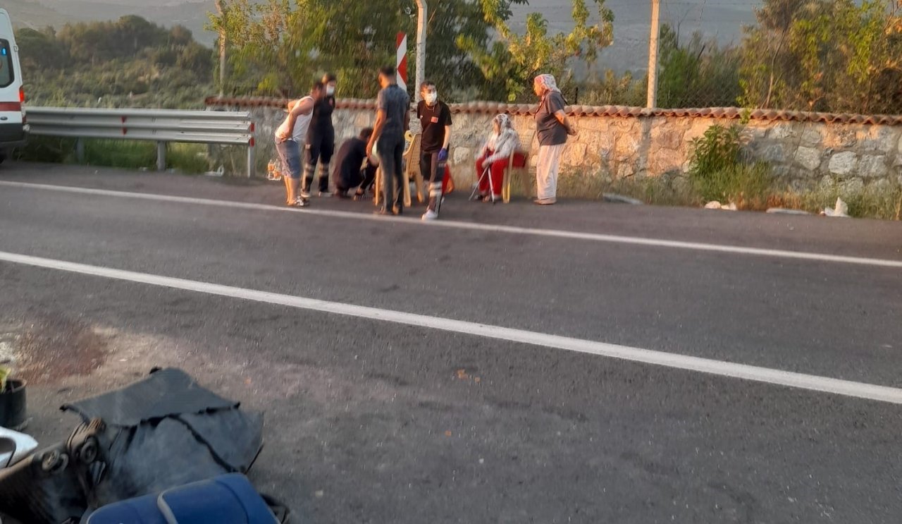 Ticari araç ile çarpışan otomobil yan yattı: 5 yaralı