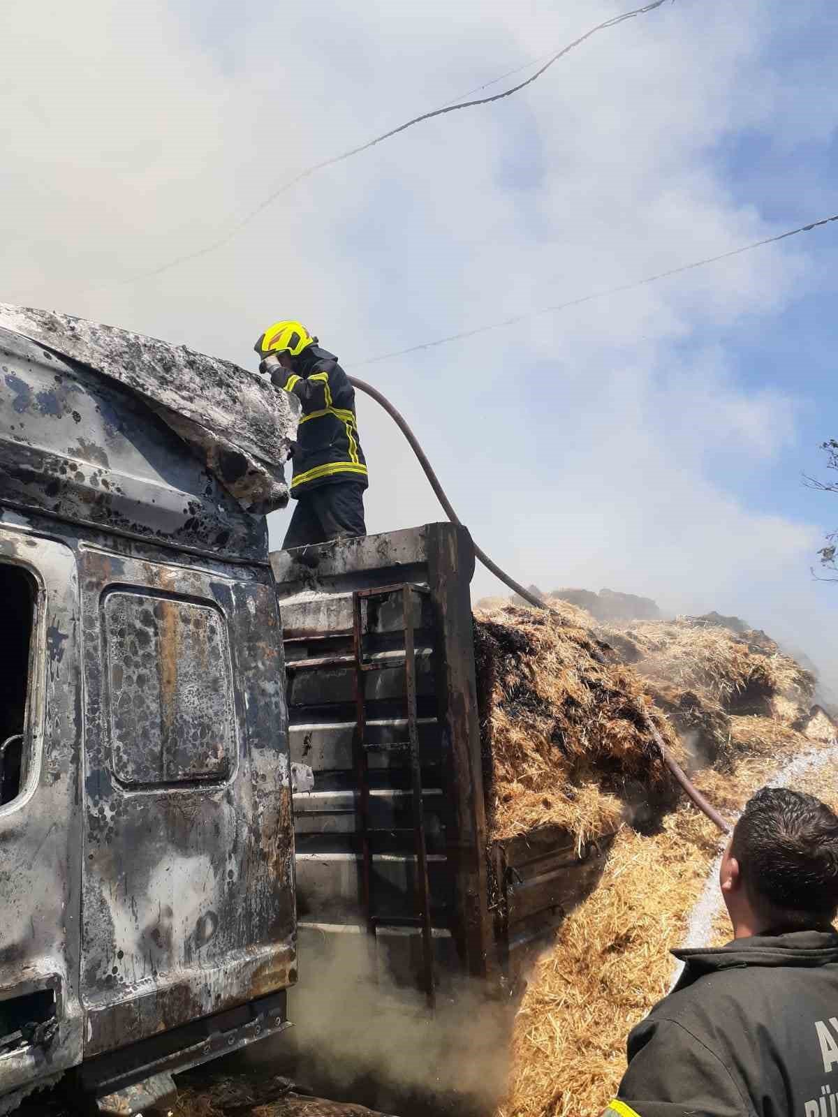 Saman yüklü tır küle döndü