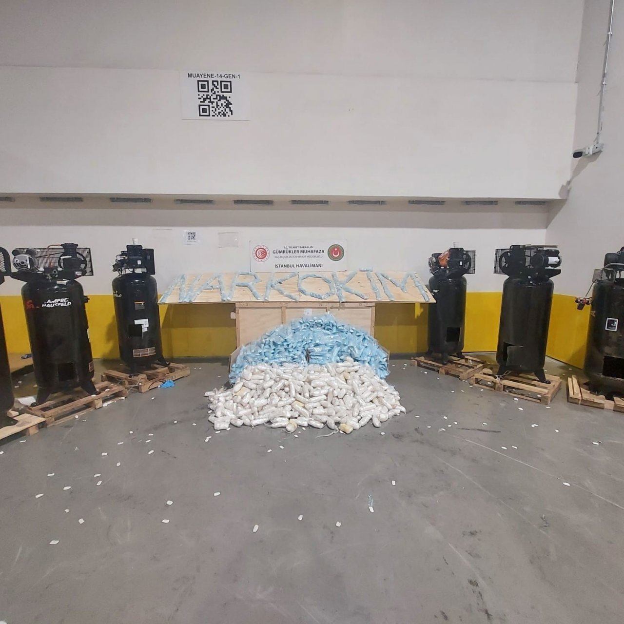 İstanbul Havalimanı’nda 427 kilogram metamfetamin ele geçirildi