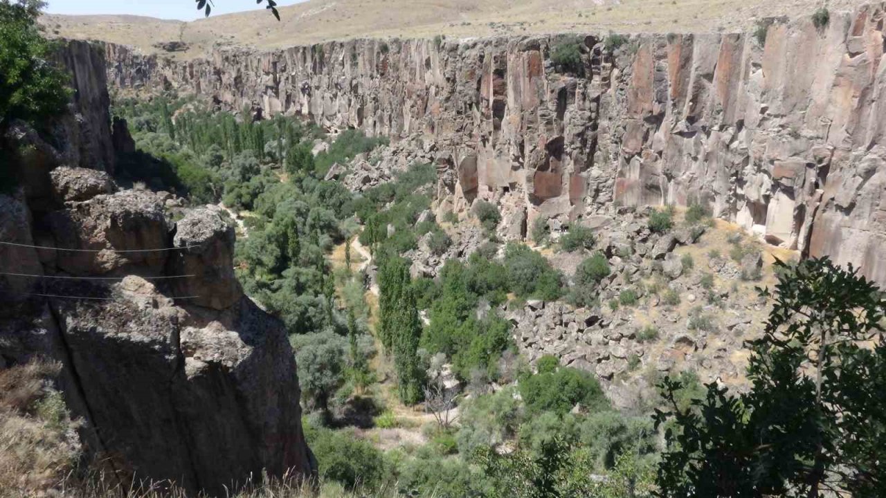 Dünyanın 2. en büyük kanyon vadisine ziyaretçi akını