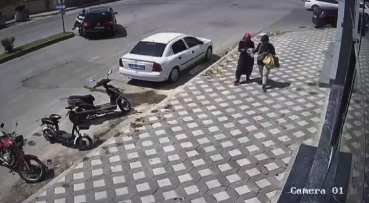 Sürücünün son anda fark etmesi faciayı önledi