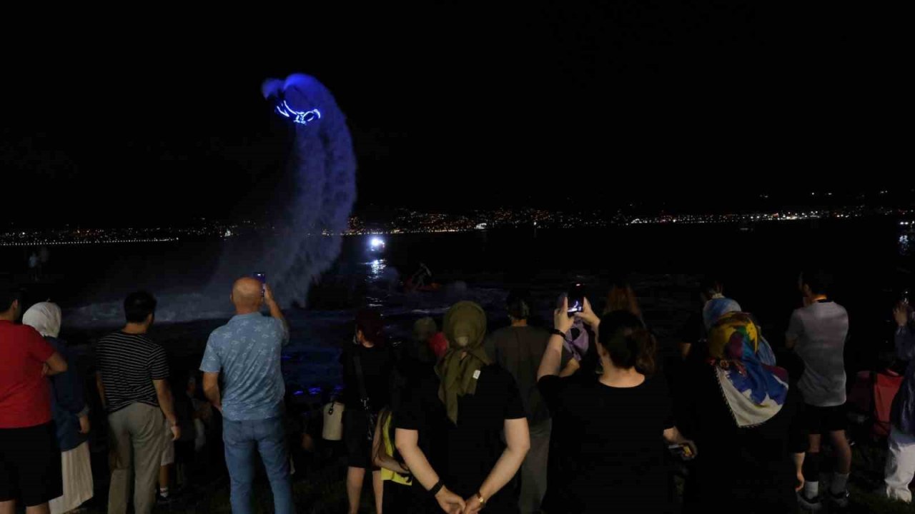 2019 Rusya Dünya Record Şampiyonu milli sporcudan flyboard şov