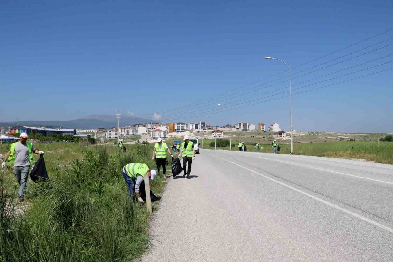 Kütahya OSB’den çöp toplama etkinliği