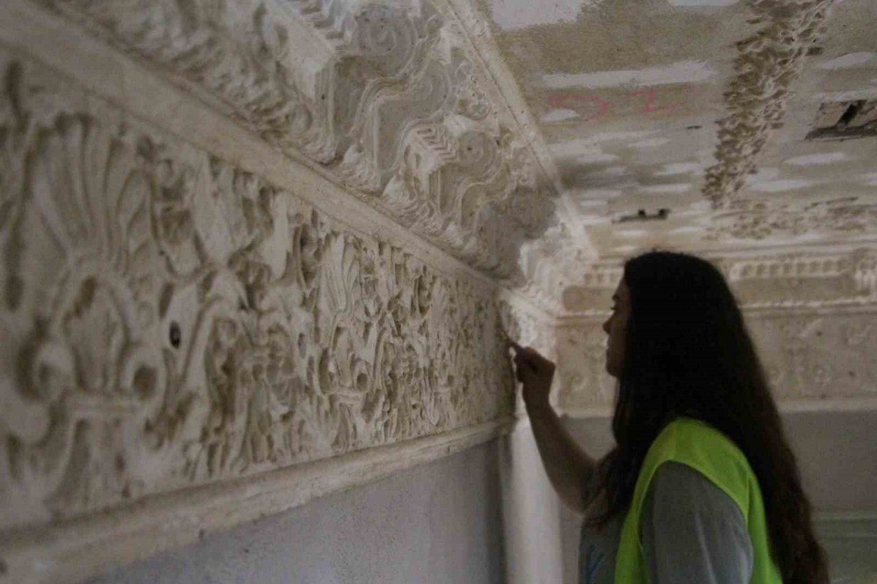 Atatürk’ün vasiyetini yazdığı 133 yıllık köşkte restorasyon çalışmaları titizlikle sürüyor