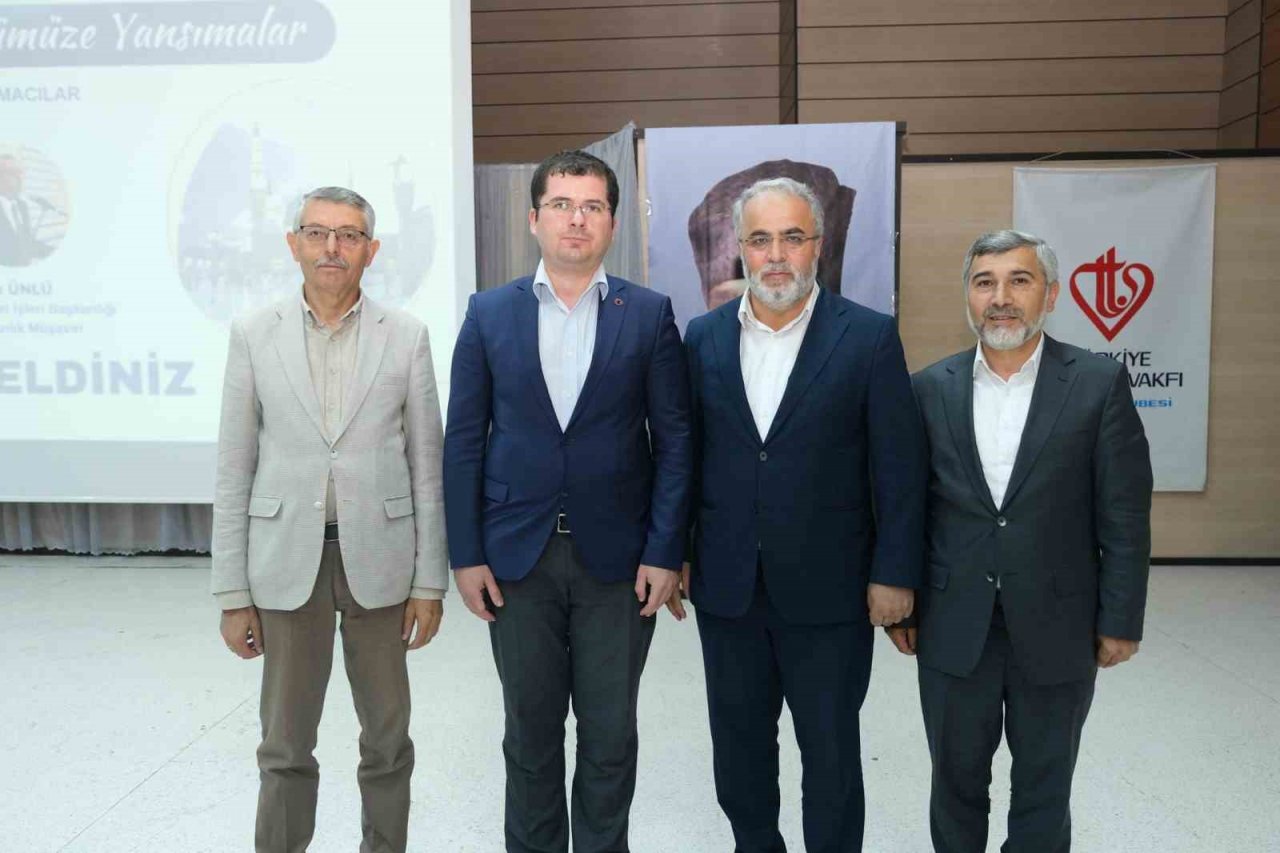 “Kerbela’dan günümüze yansımalar” konulu panel düzenlendi