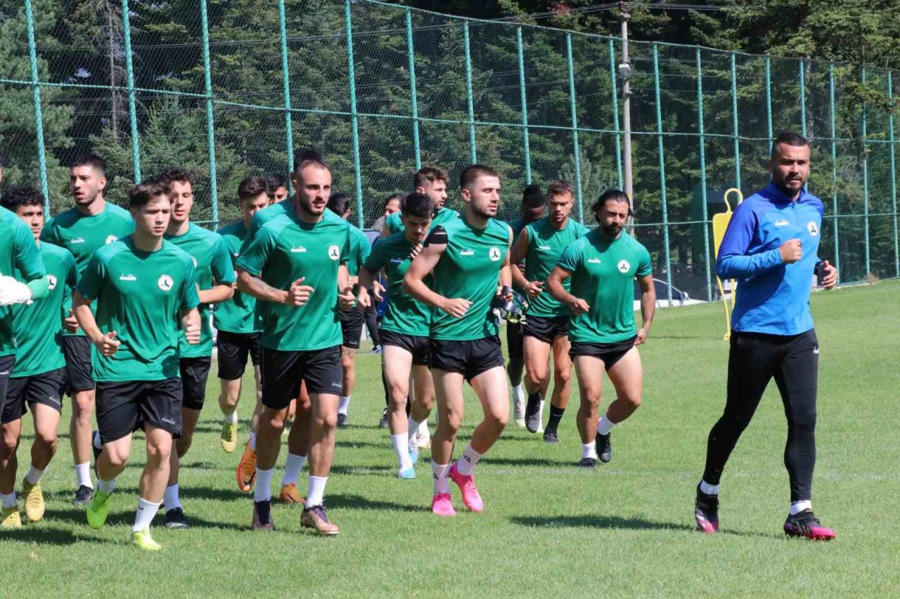 Giresunspor, Bolu’da güç depoluyor
