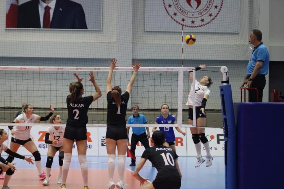 Türkiye İşitme Engelliler Voleybol Kadın Milli Takımı, Avrupa ikincisi oldu