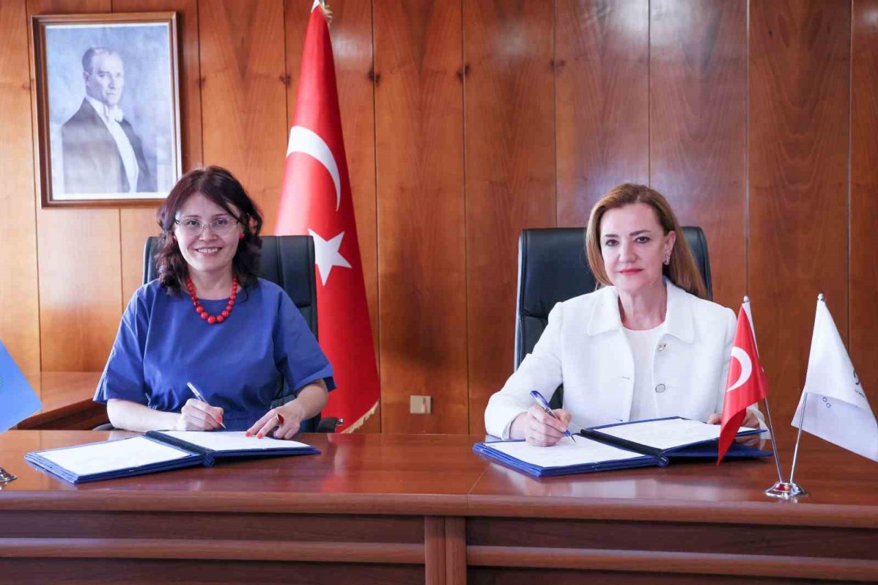 DEÜ’den uluslararasılaşma yolunda iki önemli iş birliği