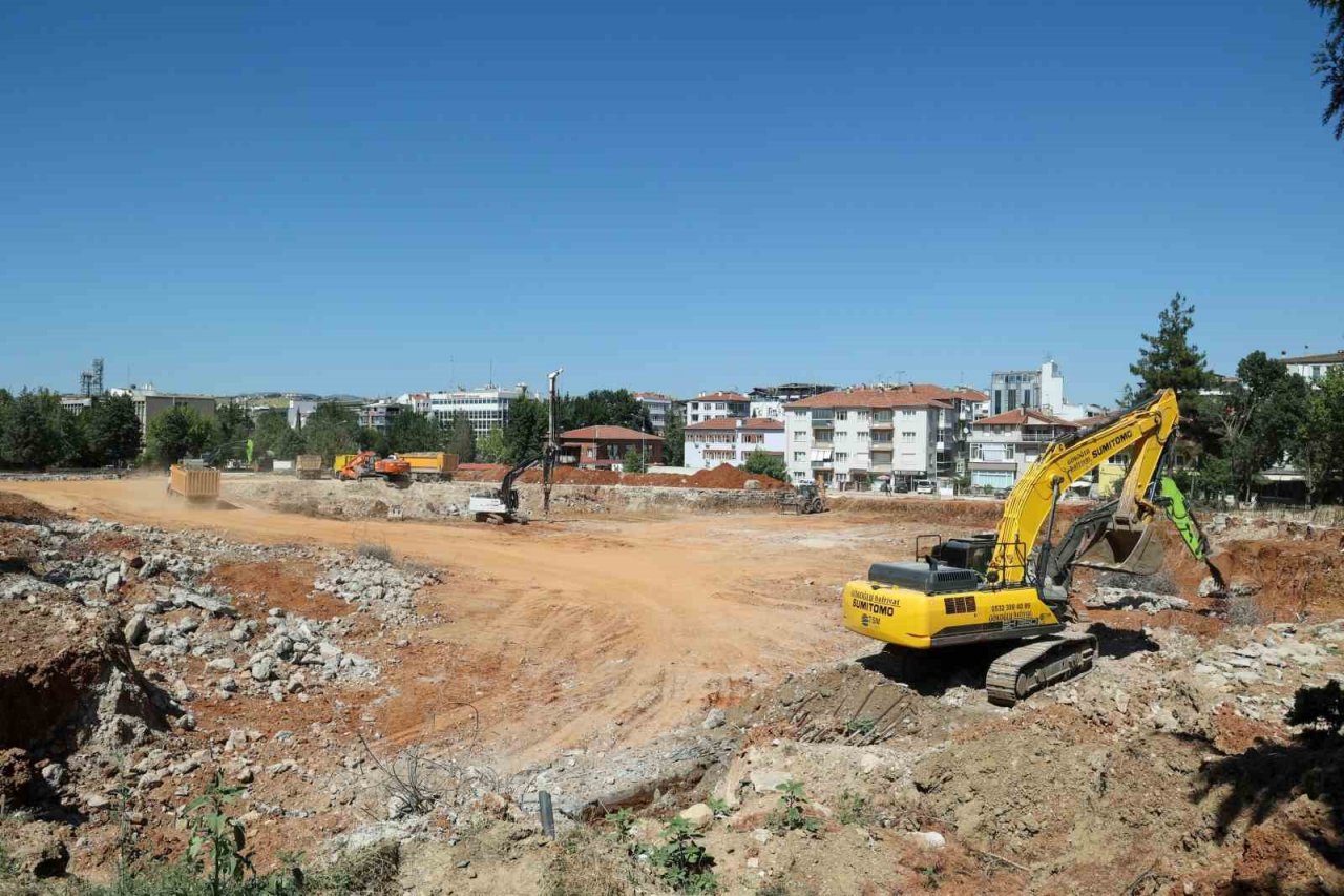 Başkan Çakın çalışmaları yerinde inceledi