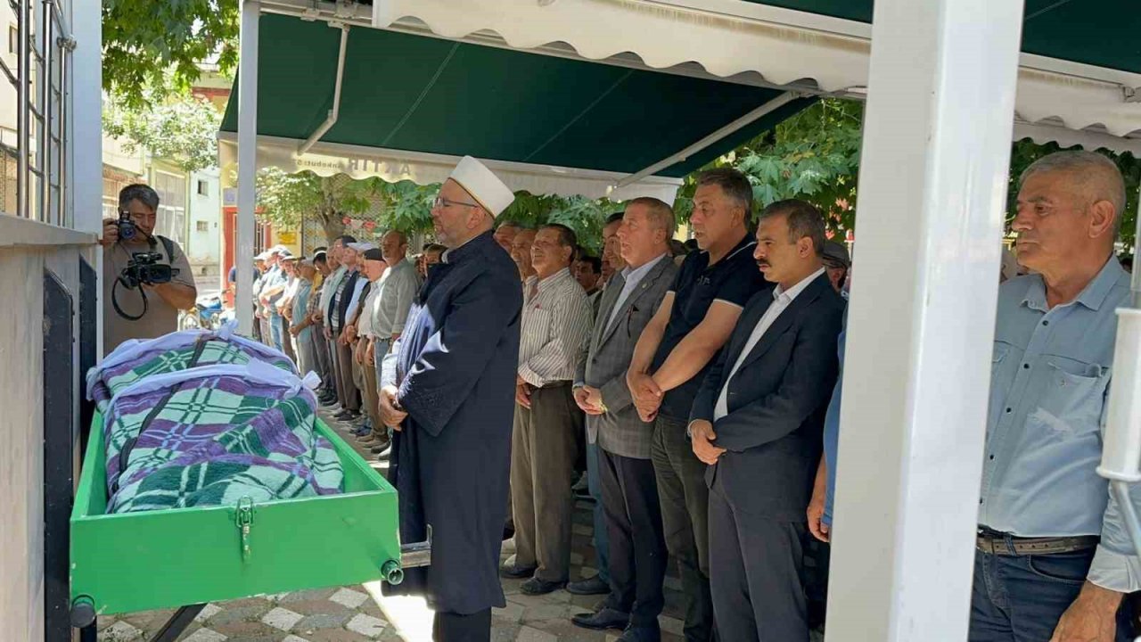 Minibüs kazasında ölü sayısı 8’e yükseldi