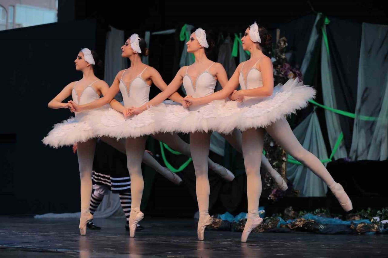 Aliağa Sanat Günleri’nde Sıla rüzgârı