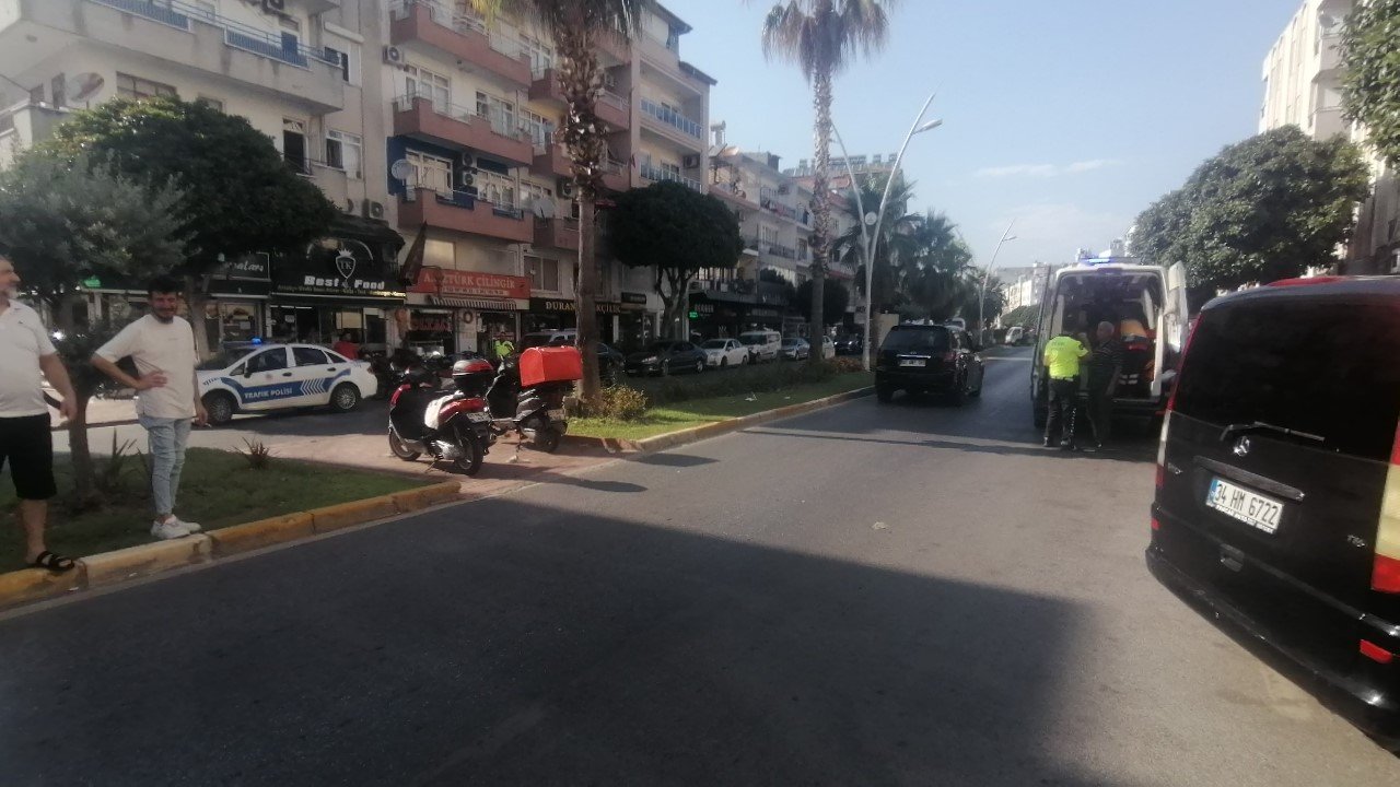 Motosiklet kazası Alman kadını ağlattı