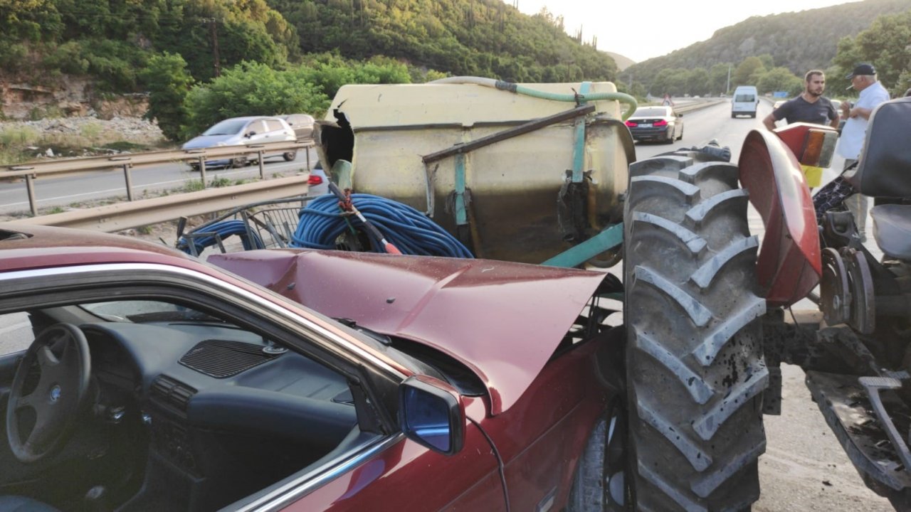 Bursa’da peş peşe iki kaza: 8 yaralı