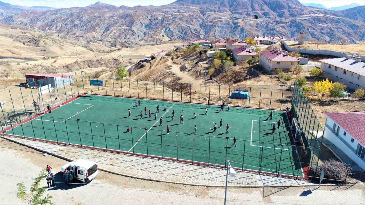 Elazığ’da 54 sahanın yapımı tamamlandı