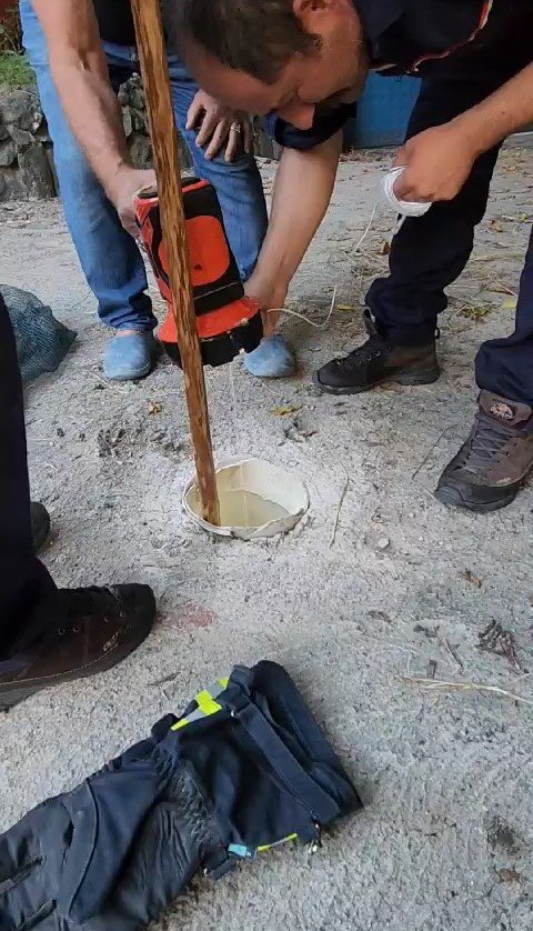 Gümüşhane’de tırıvırıyla kedi kurtarma operasyonu