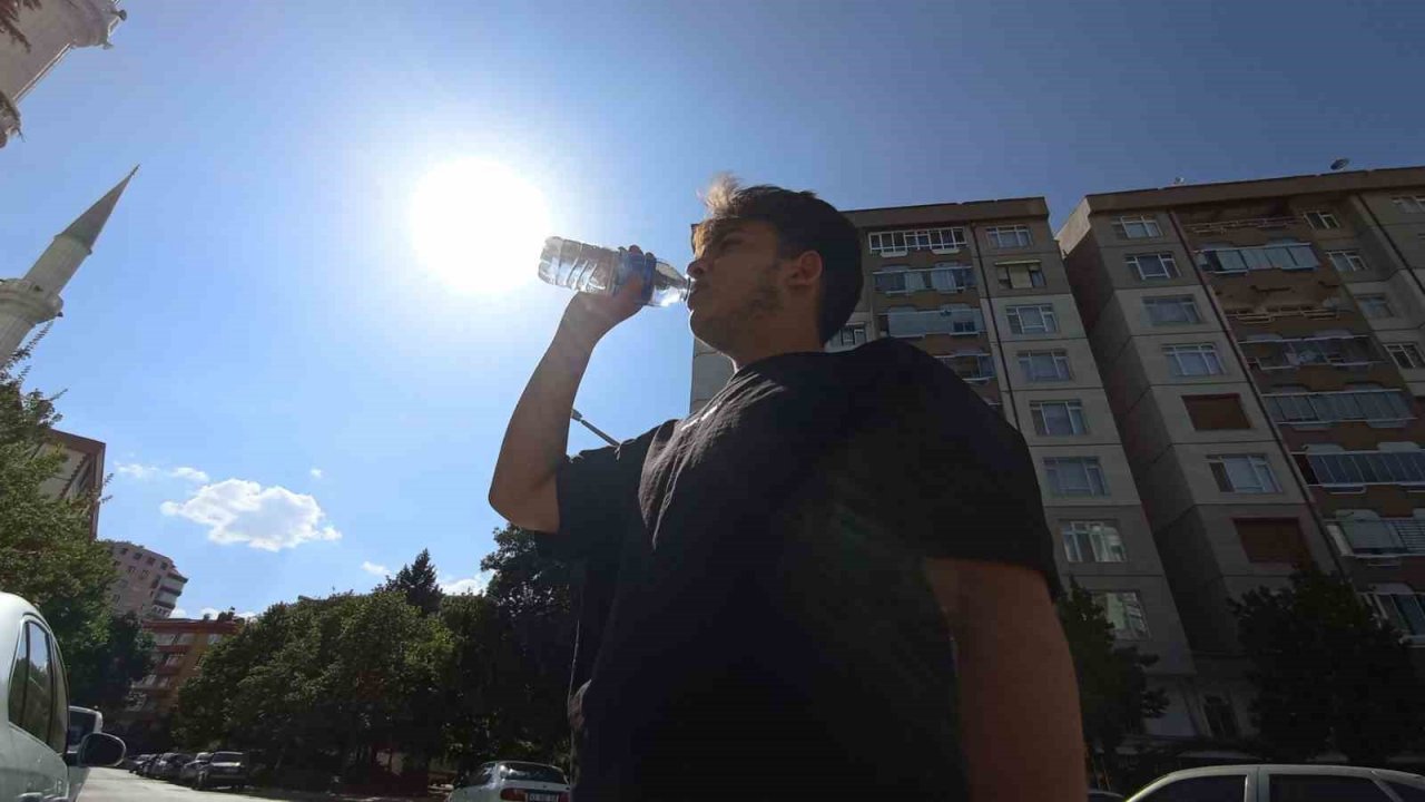 Sıcak havalarda su tüketimi hayati önem taşıyor