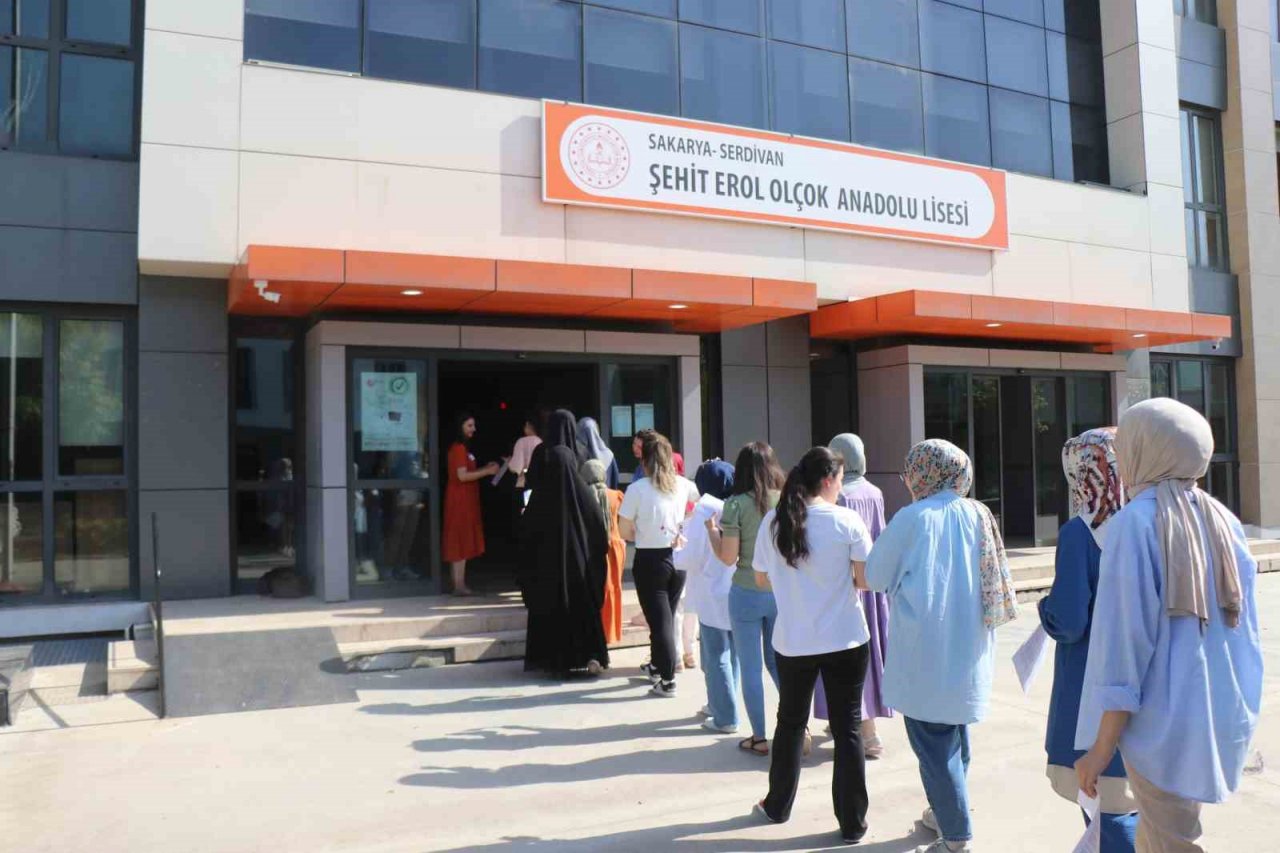 KPSS’yi saniyelerle kaçırdı, "Sağlık olsun" diyerek geri döndü