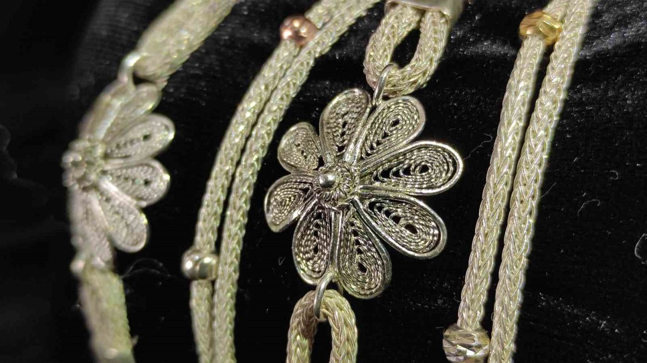 5 bin yıllık sanatın yeni ustaları Manisa’da yetişiyor