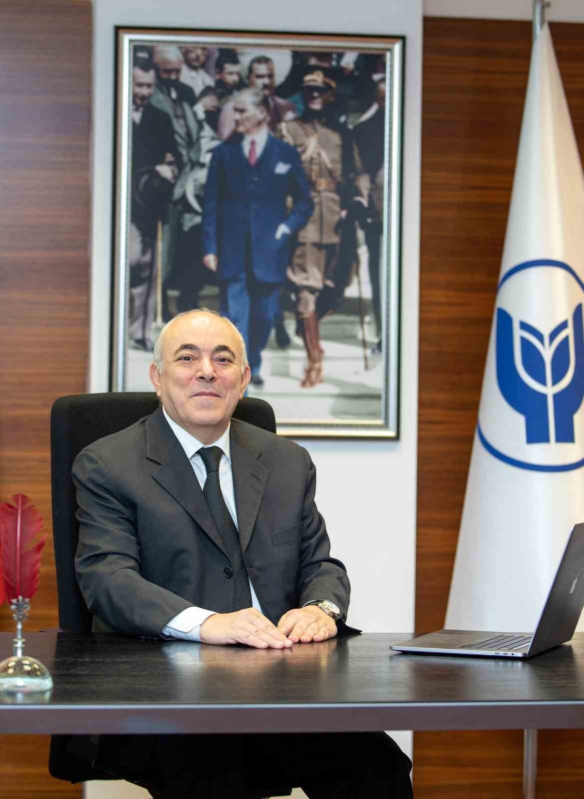 Yaşar Üniversitesi ilk 10’da