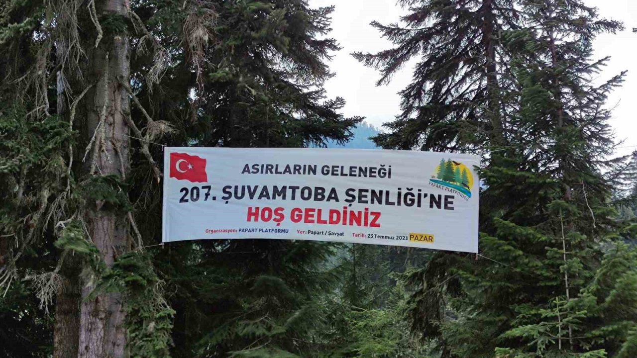 207 yıllık geleneği yaşatmak için Papart Yaylasında bir araya geldiler