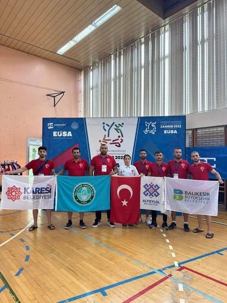 BAÜN’lü sporculardan 1 altın, 1 bronz madalya
