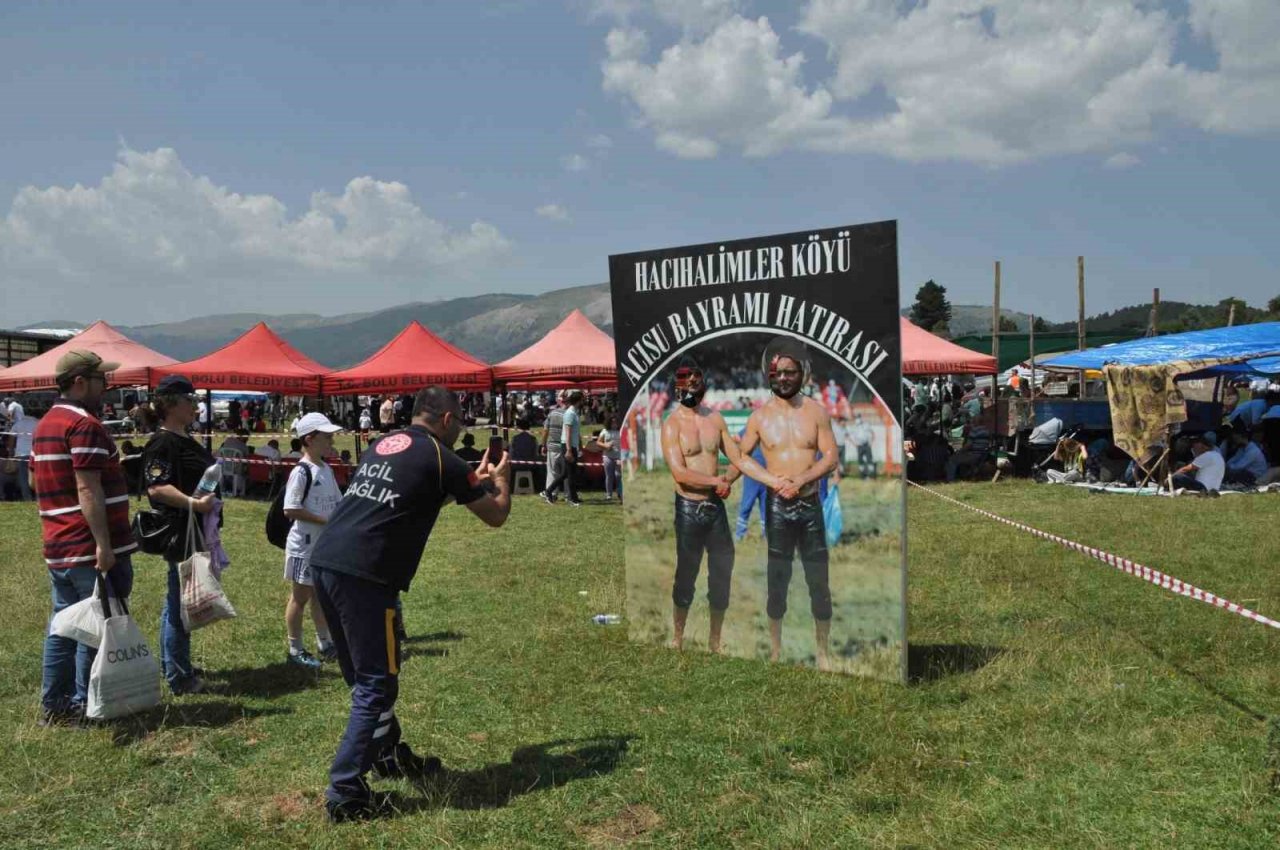 Köyde bayram şenliği