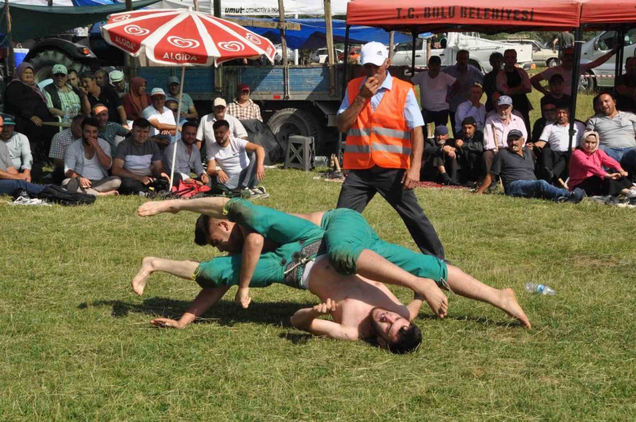 Köyde bayram şenliği