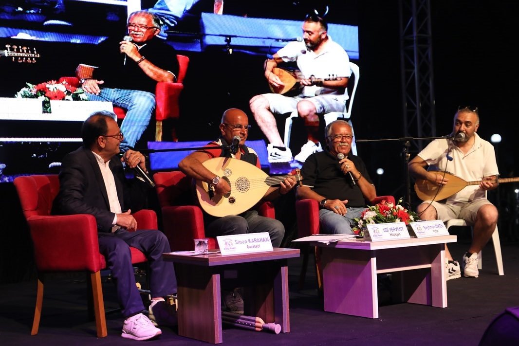 Burhaniye 4. Kitap Fuarı’na görkemli kapanış töreni