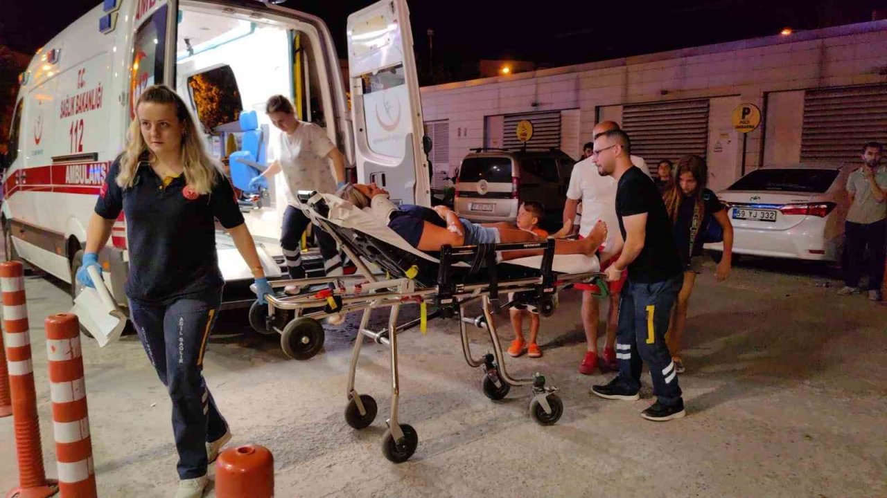 Otomobiller çarpıştı: 4 yaralı