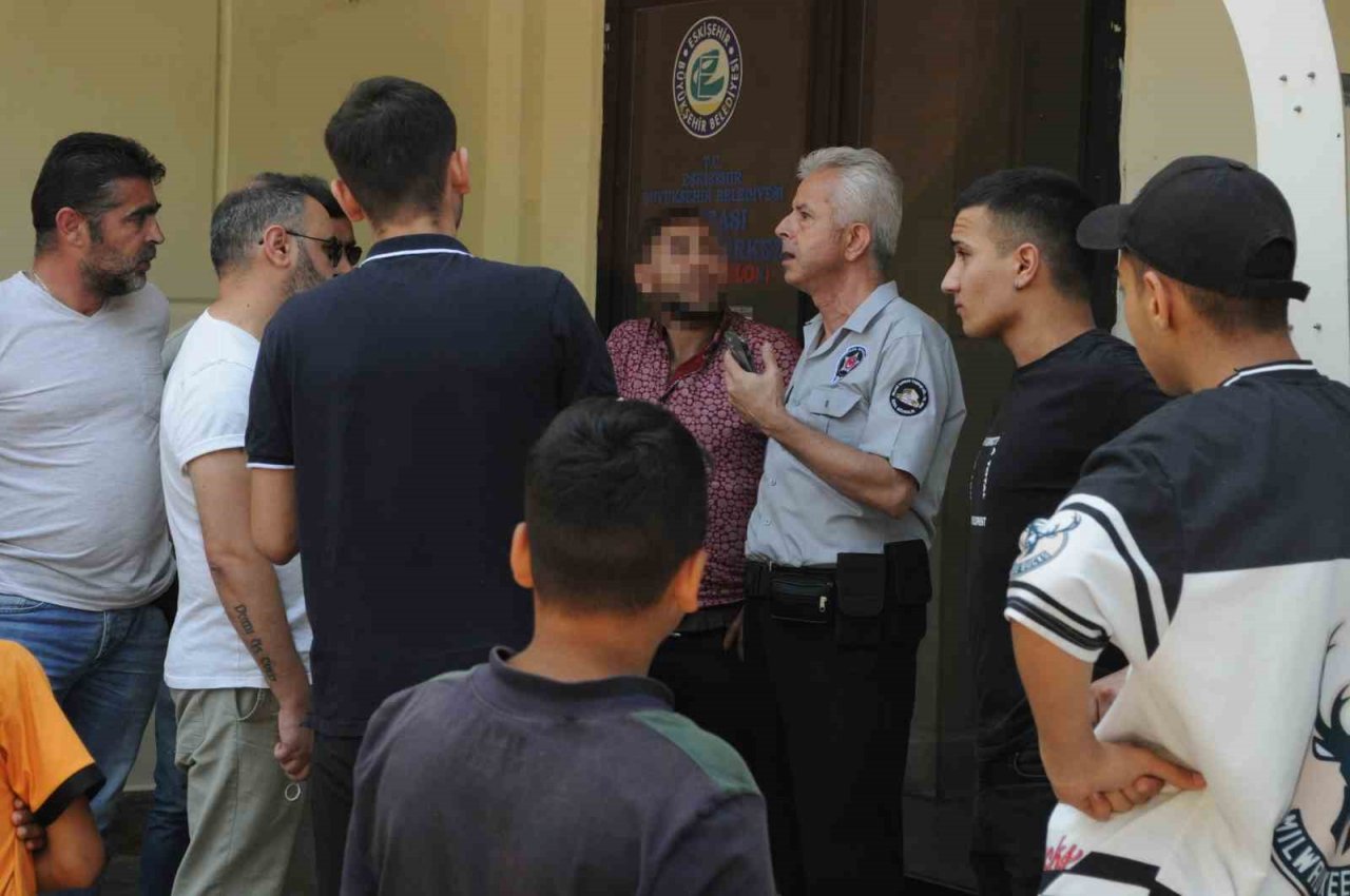 Kafede çıkan tartışma kanlı bitti: 1 yaralı