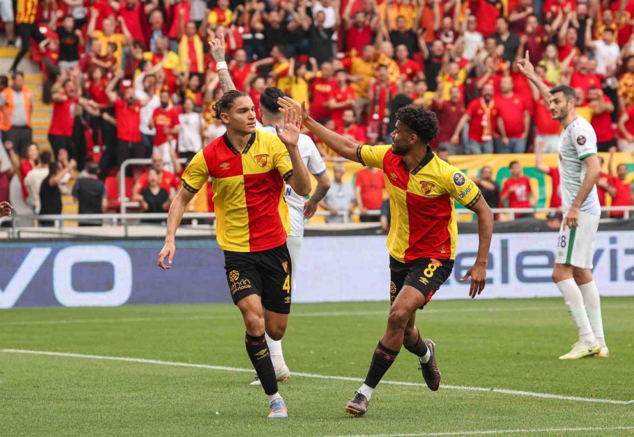 Göztepe, Fenerbahçe’den Emir Ortakaya’yı yeniden kiralayacak