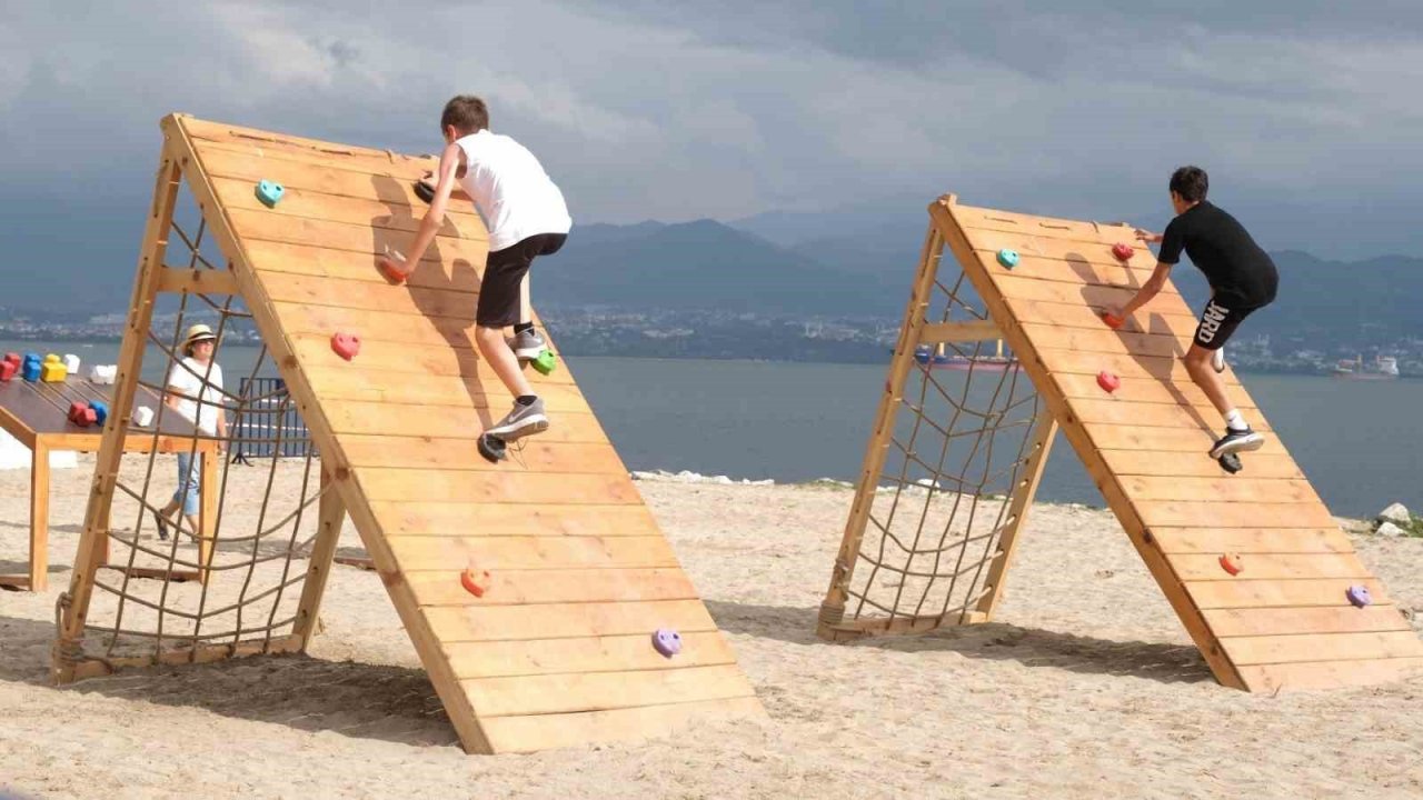 Dünya şampiyonu 3 gün boyunca yaptığı şovla yer çekimine meydan okudu