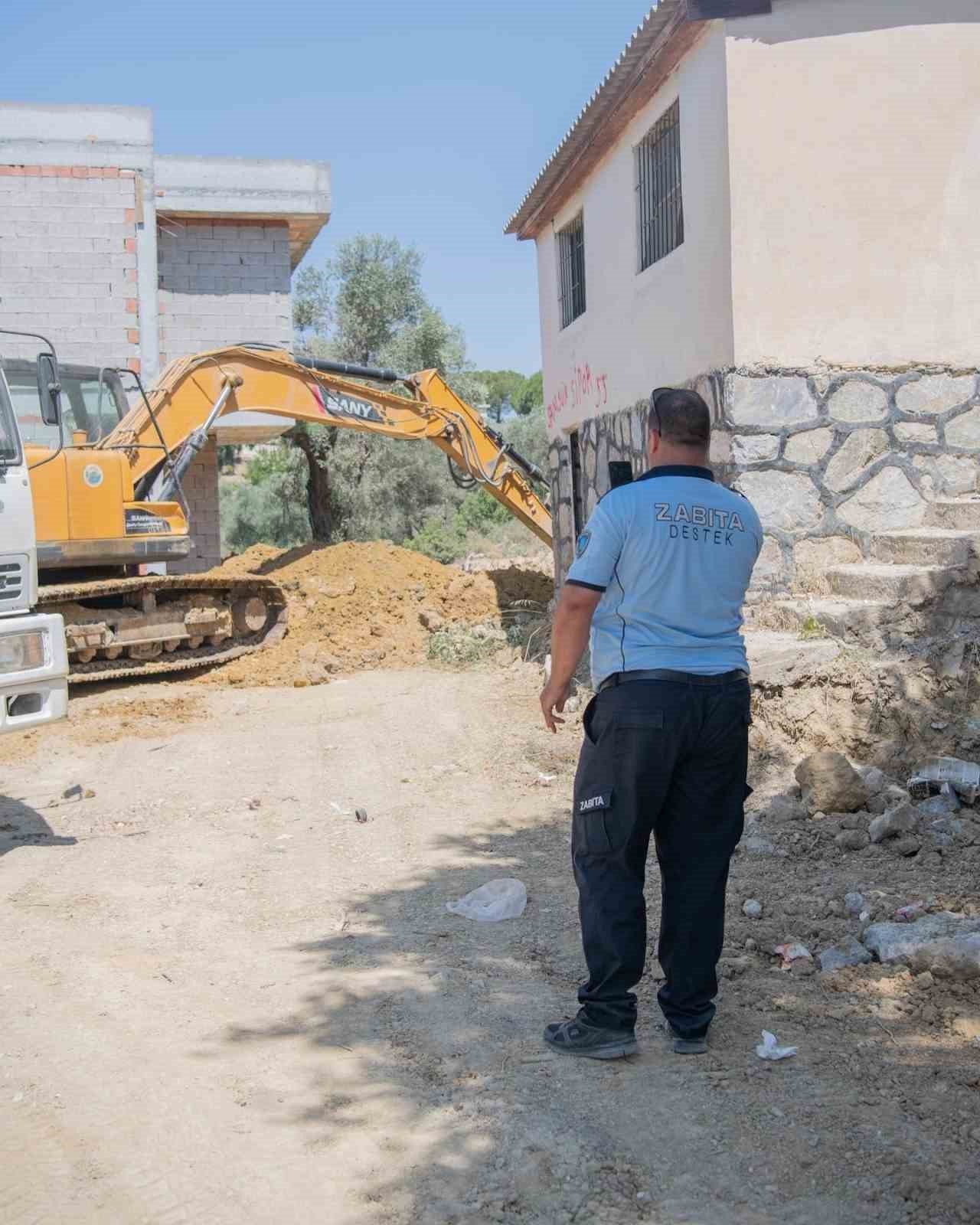 Kusadası’nda inşaat yasaklarına uymayanlara geçit yok