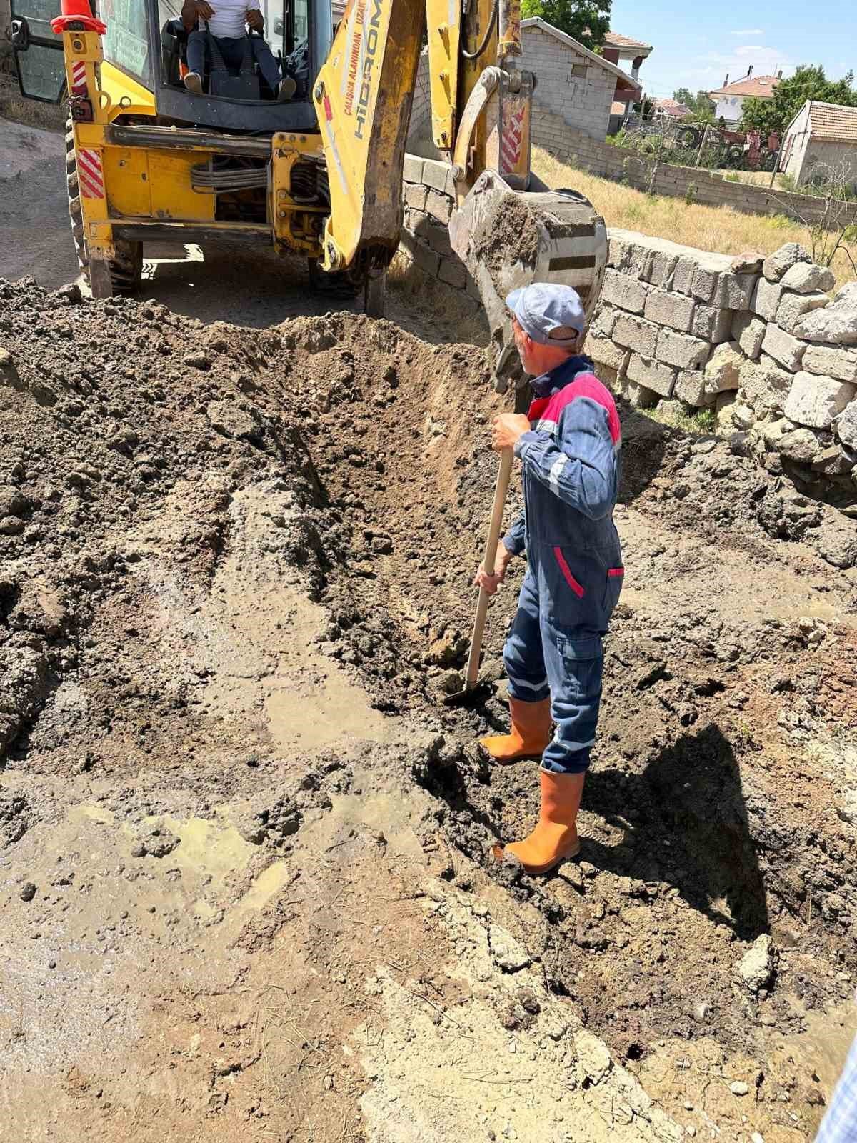 İl Özel İdaresi ekipleri çalışmalarına devam ediyor