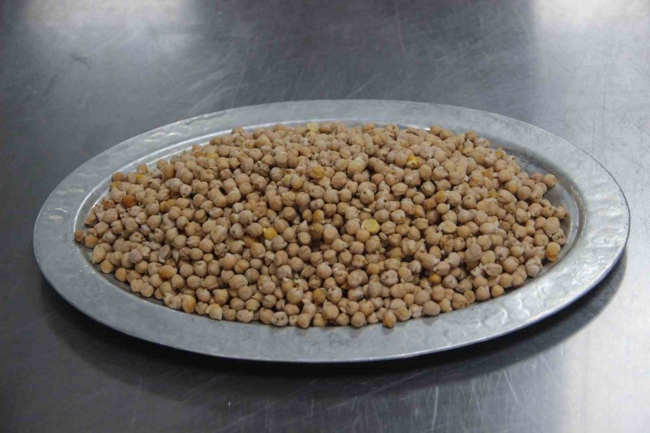 Yaz sıcaklarının vazgeçilmez lezzeti: Lebeni çorbası