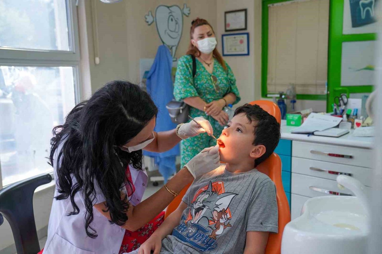 Tepebaşı’nda 72 bin 206 çocuk diş taramasından geçti