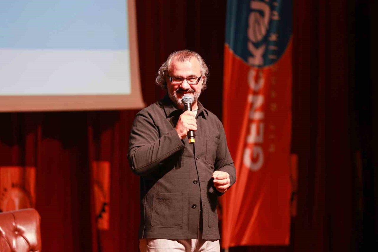 Yaz Okulu öğrencileriyle ’Aile ve Çocuk’ söyleyişi programı gerçekleştirildi