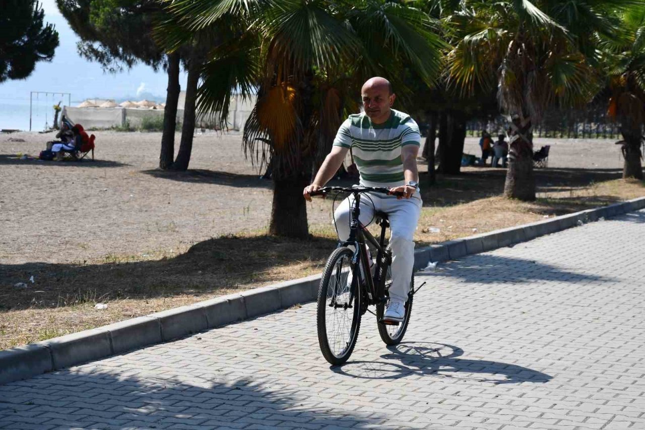 Doktor başkandan sağlıklı yaşam için her haneye bir bisiklet