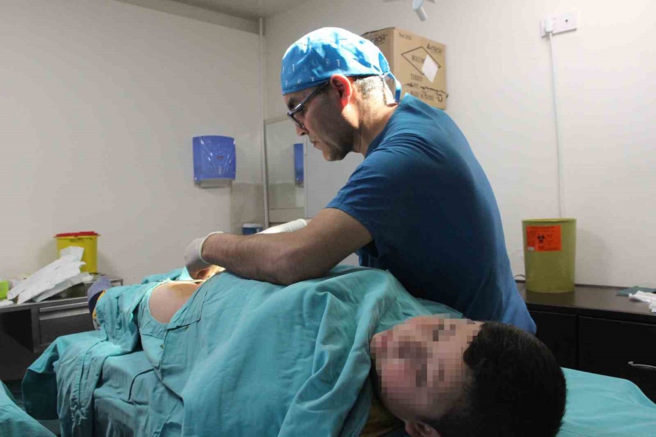 Doç. Dr. Mehmet Uysal: "Sünnetin 6 ayın altında veya 6 yaşın üstünde yapılmasını öneriyoruz"