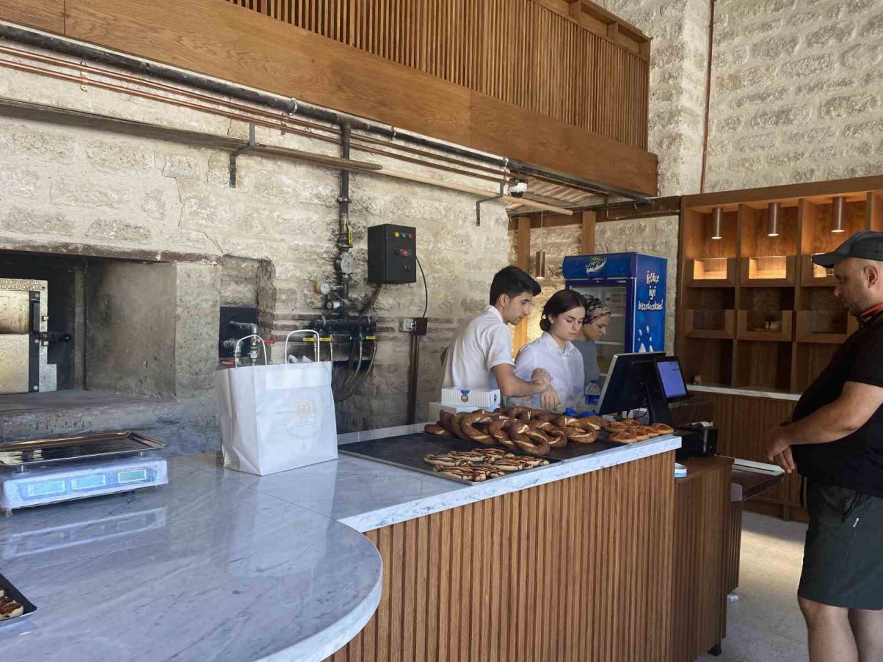 Zeytinburnun’da alev alev yanan tarihi fırının restorasyonunun yüzde 95’i tamamlandı