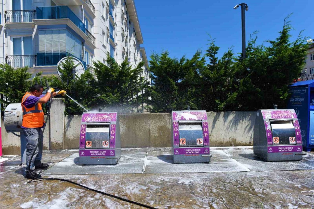 Başkan Tören: “Ekiplerimiz ‘temiz şehir’ için sürekli olarak sahada”