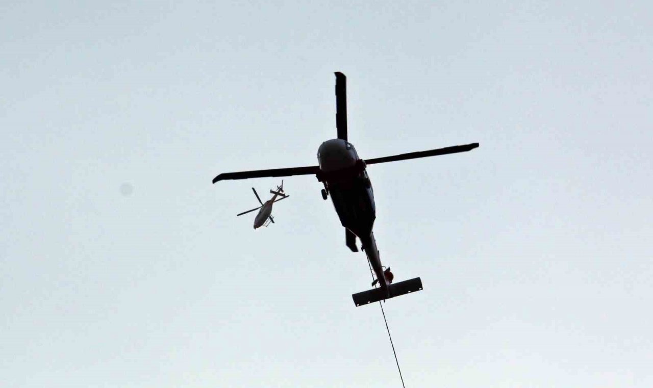 Kemer’deki orman yangını 24 saattir devam ediyor