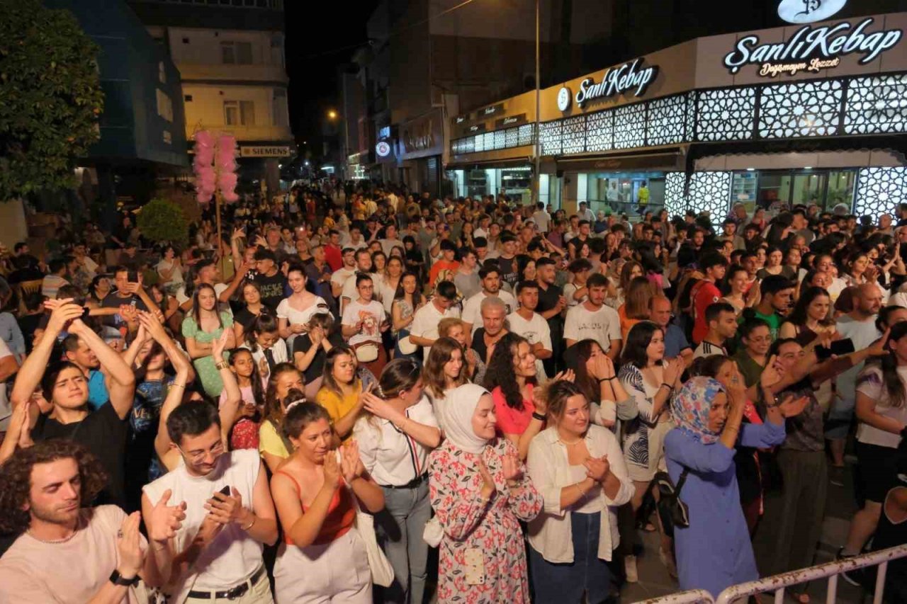 Aydın Büyükşehir Belediyesi yaz konserlerine devam ediyor